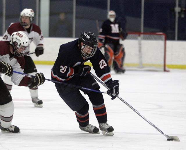 BOYS_HOCKEY_01