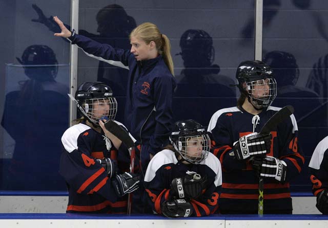 GIRLS_HOCKEY_07