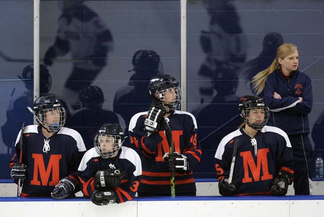 GIRLS_HOCKEY_08