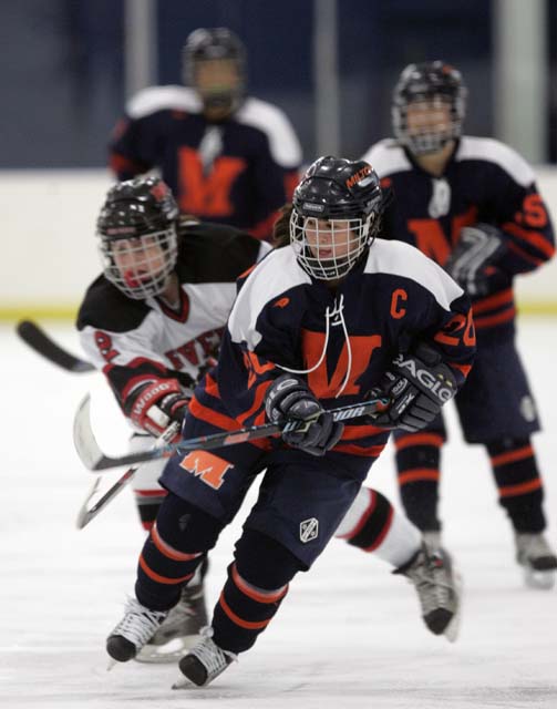 GIRLS_HOCKEY_12
