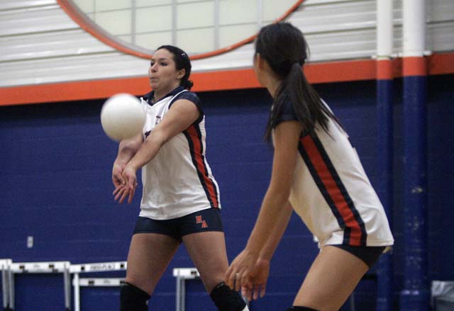 GIRLS_VOLLEYBALL_18