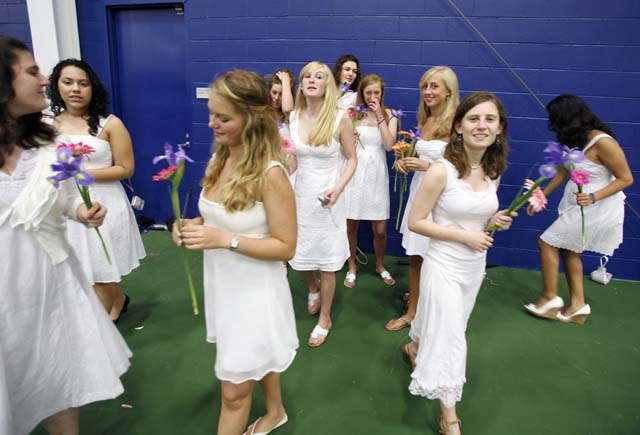 GRADUATION_2008_022