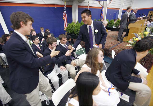 GRADUATION_2008_046