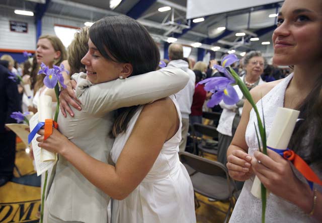 GRADUATION_2008_068