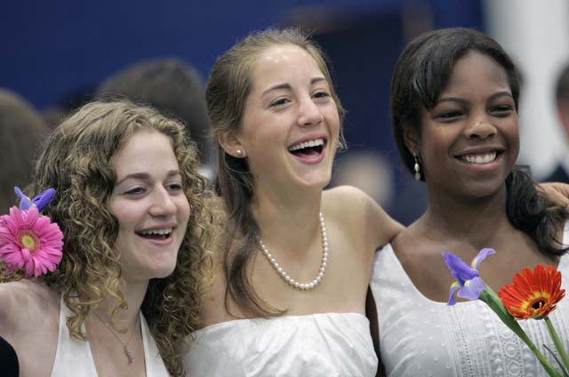 GRADUATION_2008_079
